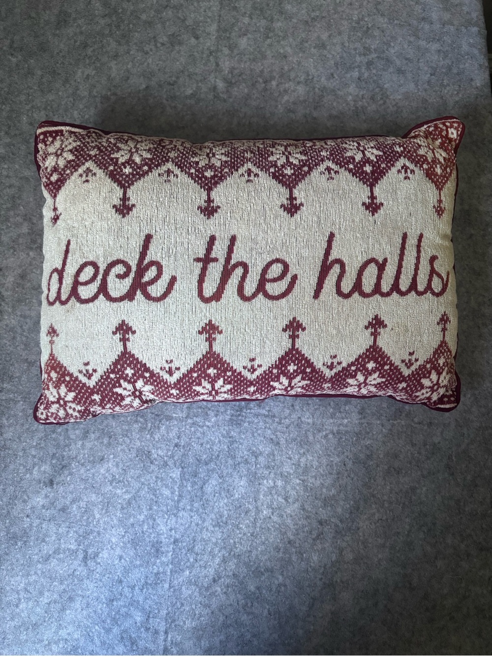 “Deck the Halls” lumbar accent pillow
